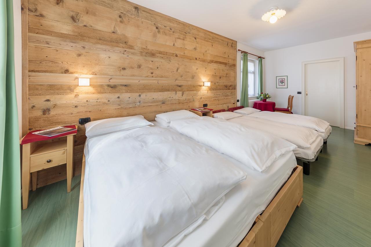 Hotel Oasi Cortina d'Ampezzo Ngoại thất bức ảnh