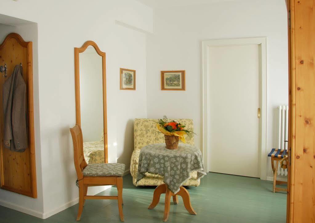 Hotel Oasi Cortina d'Ampezzo Ngoại thất bức ảnh